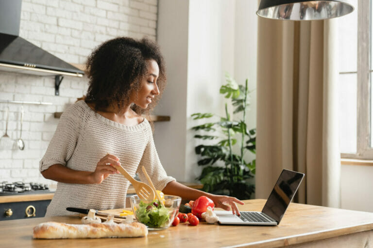 Healthy Eating Habits to Cultivate Today